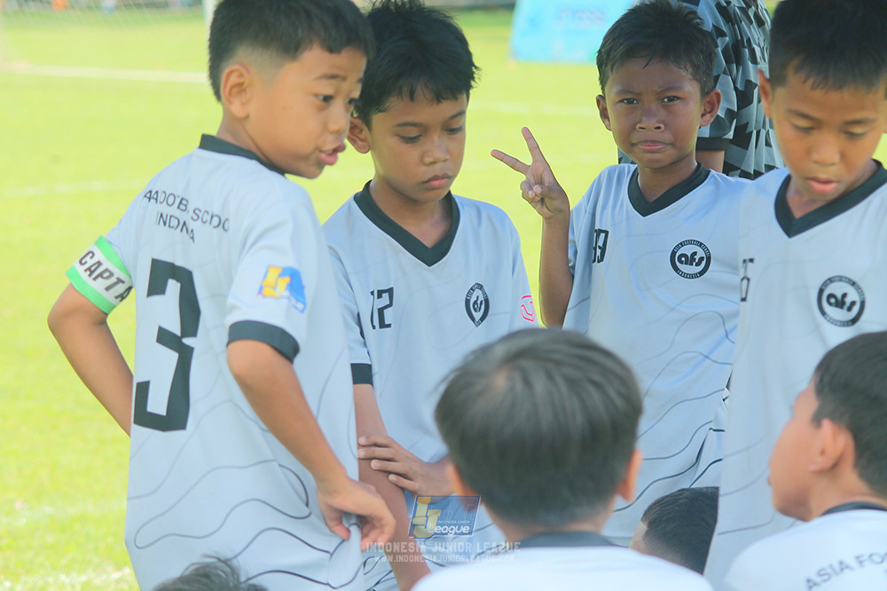 ijl u11 190426 asia football school vs maesa pararaider white