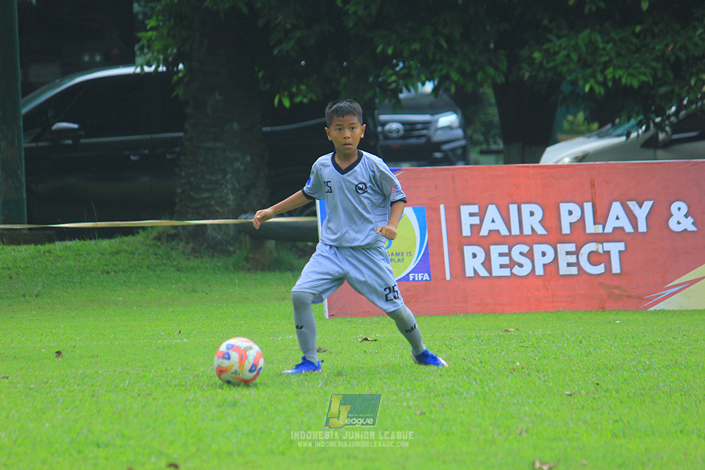 ijl u11 190426 asia football school vs maesa pararaider white