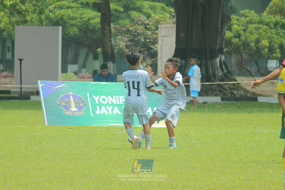 ijl u11 190426 asia football school vs maesa pararaider white