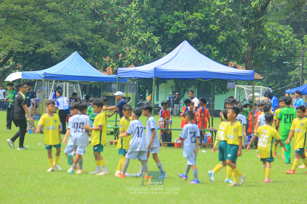 ijl u11 190426 asia football school vs maesa pararaider white