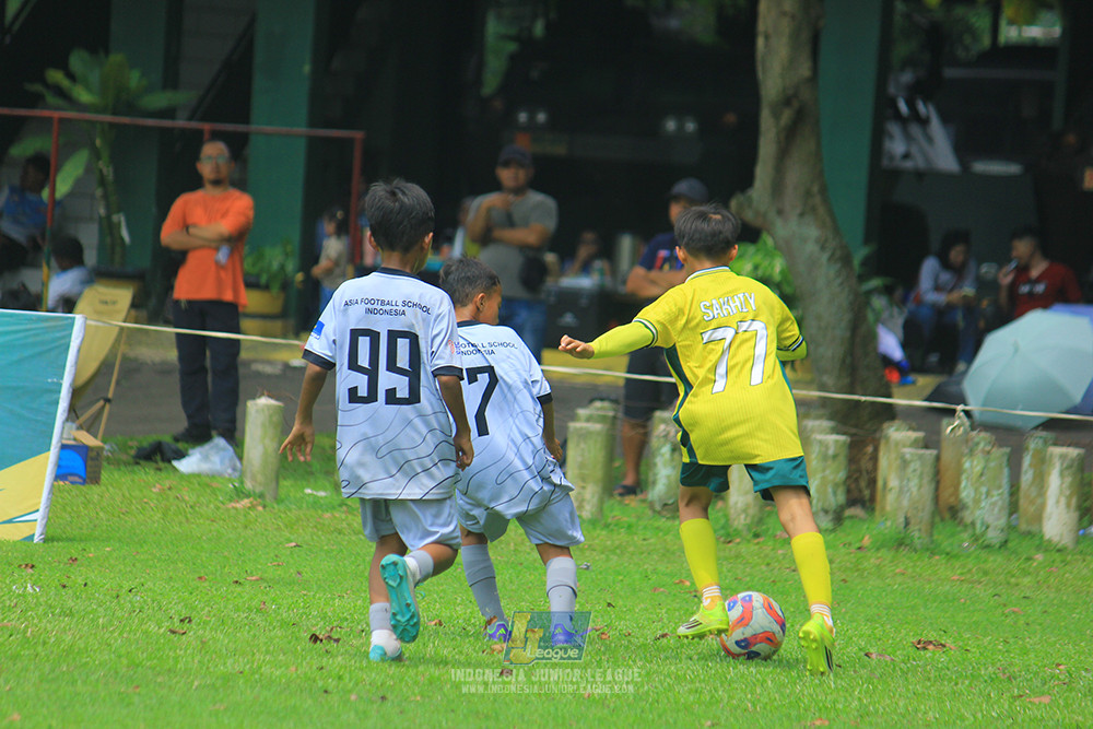ijl u11 190426 asia football school vs maesa pararaider white
