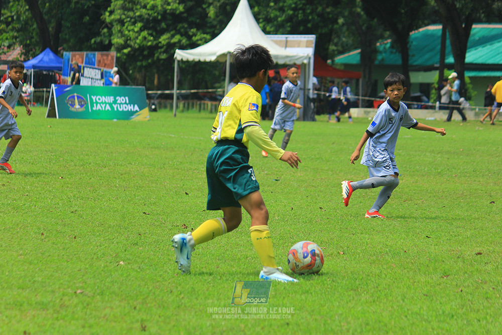 ijl u11 190426 asia football school vs maesa pararaider white