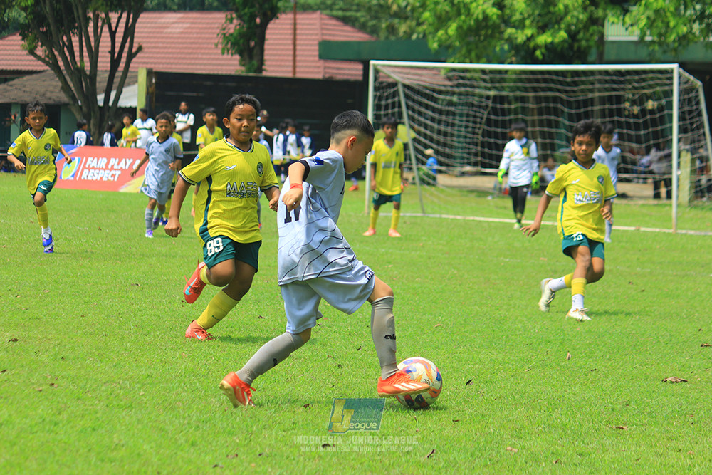 ijl u11 190426 asia football school vs maesa pararaider white