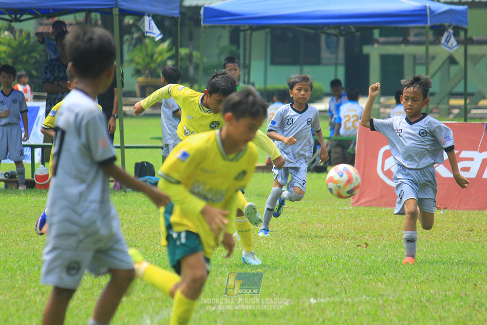 ijl u11 190426 asia football school vs maesa pararaider white