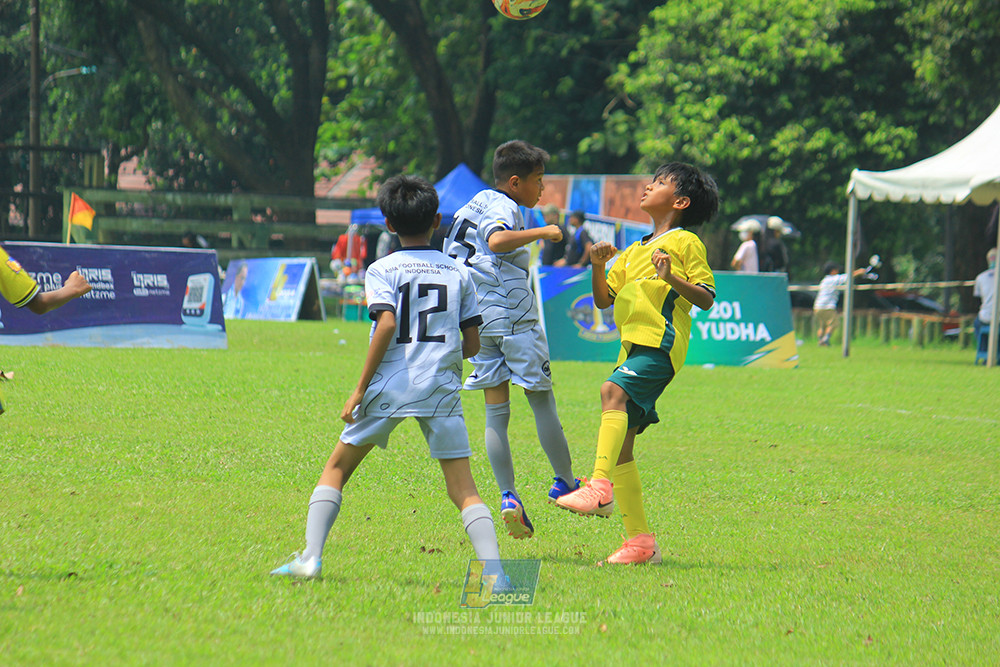 ijl u11 190426 asia football school vs maesa pararaider white
