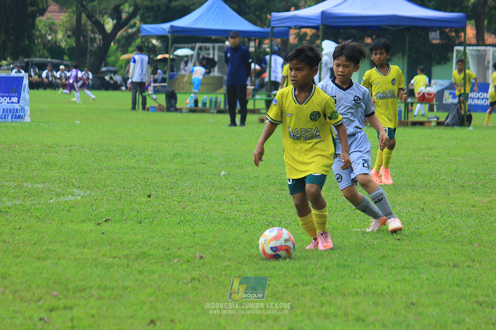 ijl u11 190426 asia football school vs maesa pararaider white