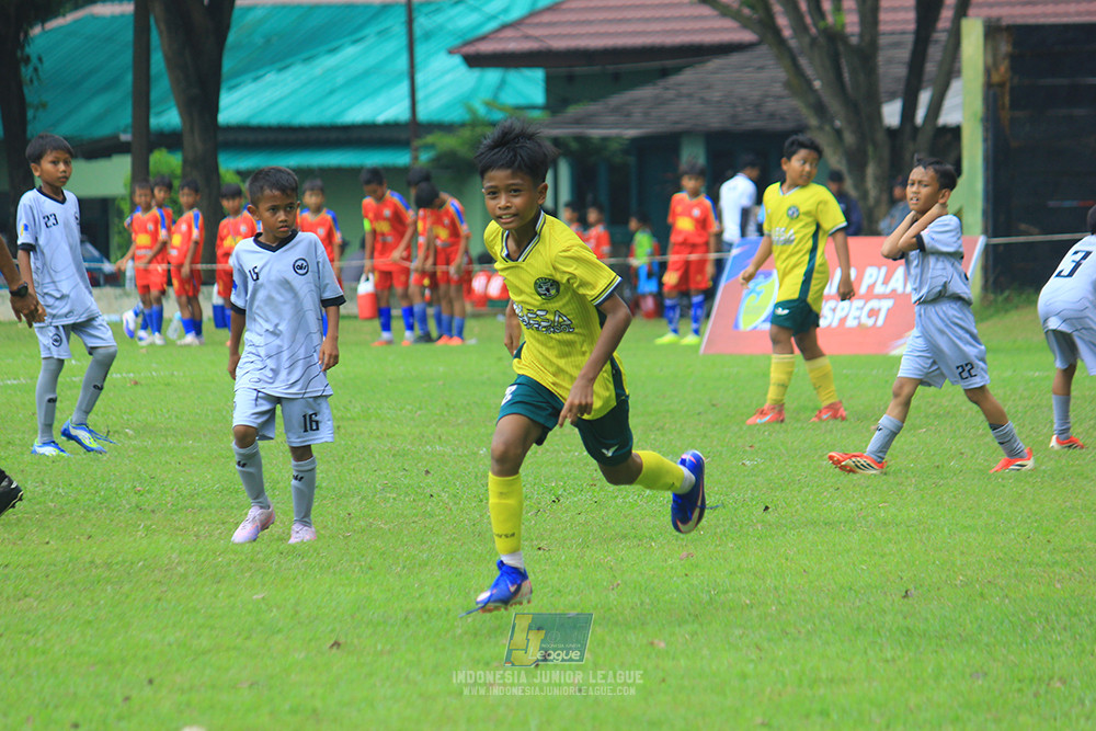 ijl u11 190426 asia football school vs maesa pararaider white