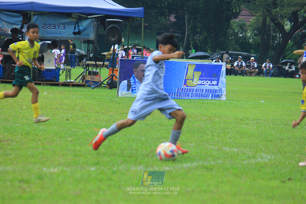 ijl u11 190426 asia football school vs maesa pararaider white