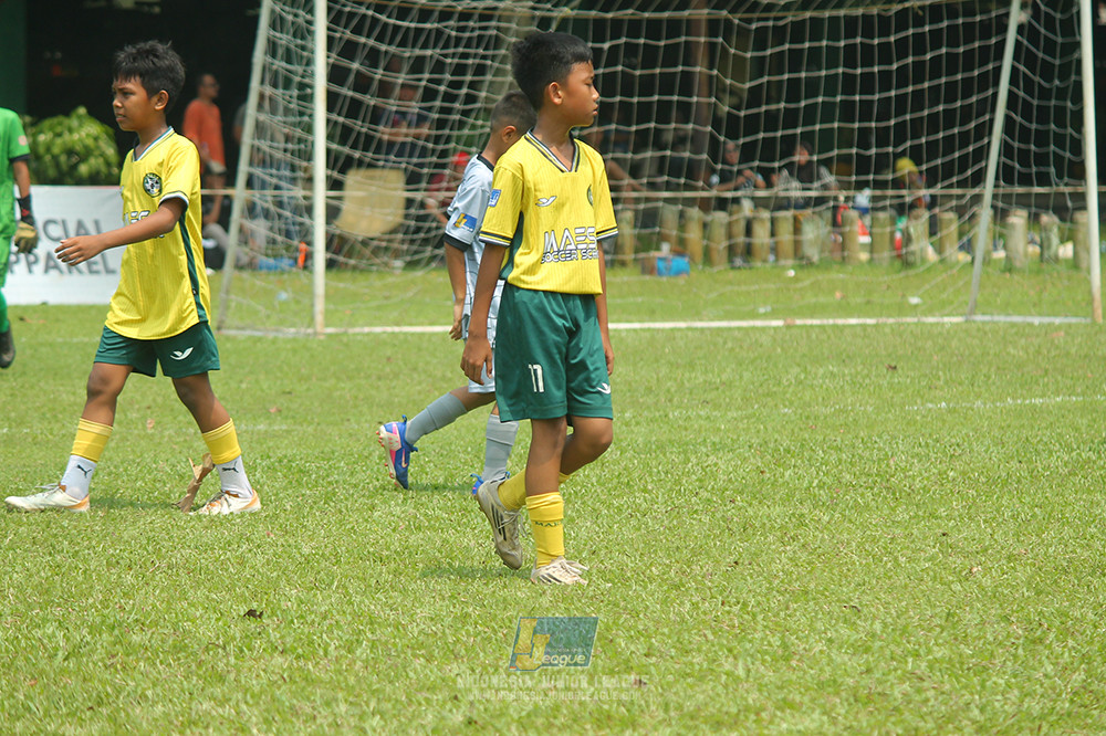 ijl u11 190426 asia football school vs maesa pararaider white
