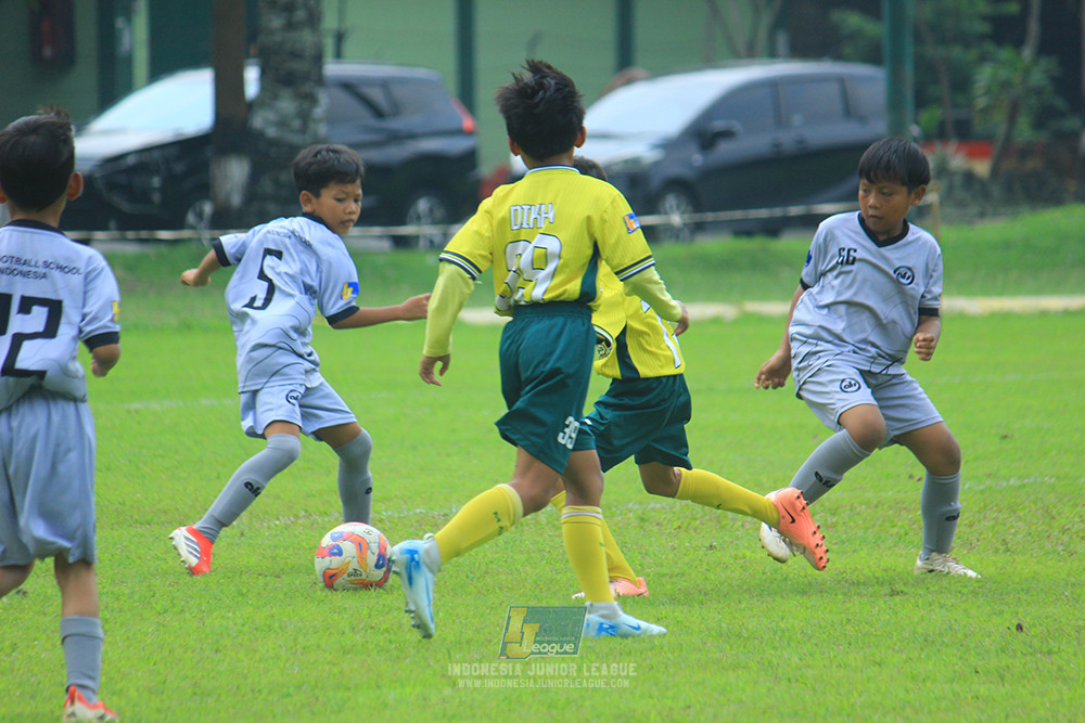 ijl u11 190426 asia football school vs maesa pararaider white