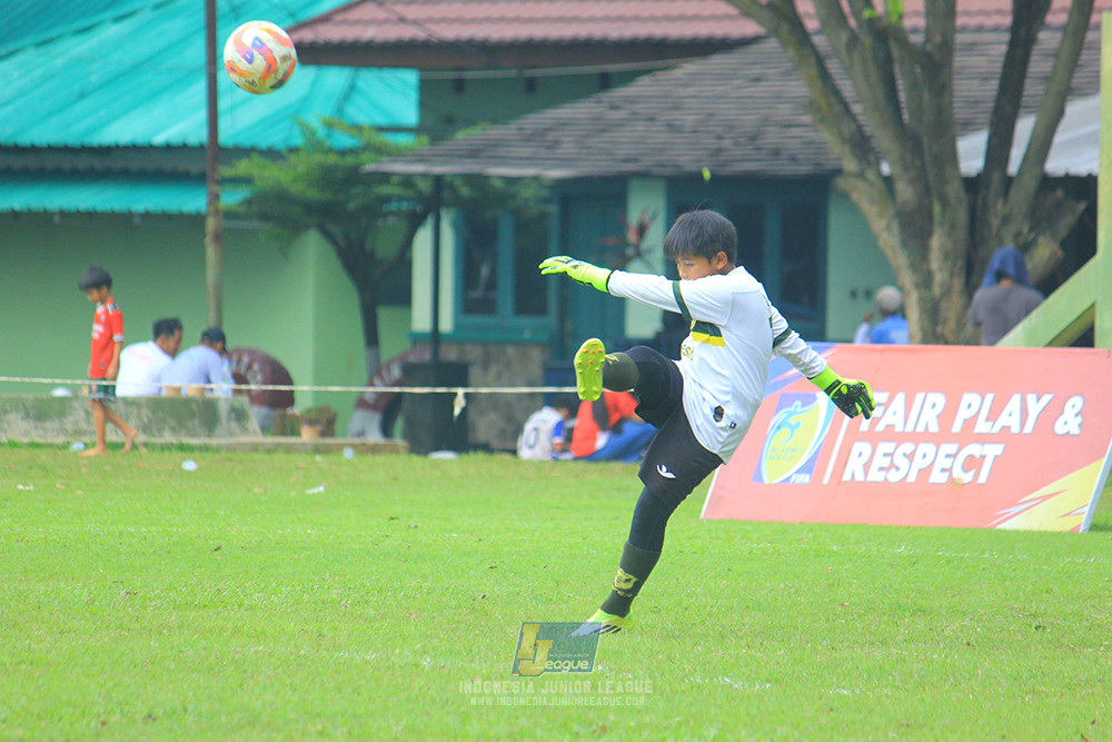 ijl u11 190426 asia football school vs maesa pararaider white