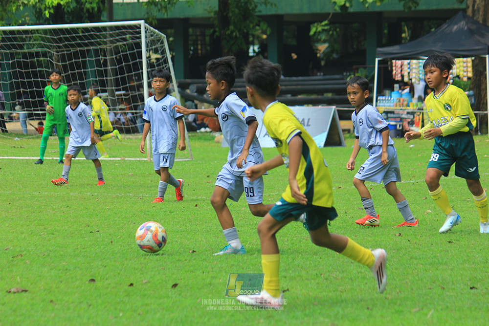 ijl u11 190426 asia football school vs maesa pararaider white