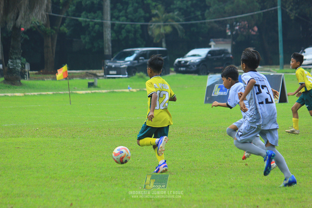 ijl u11 190426 asia football school vs maesa pararaider white