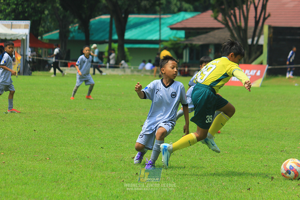 ijl u11 190426 asia football school vs maesa pararaider white