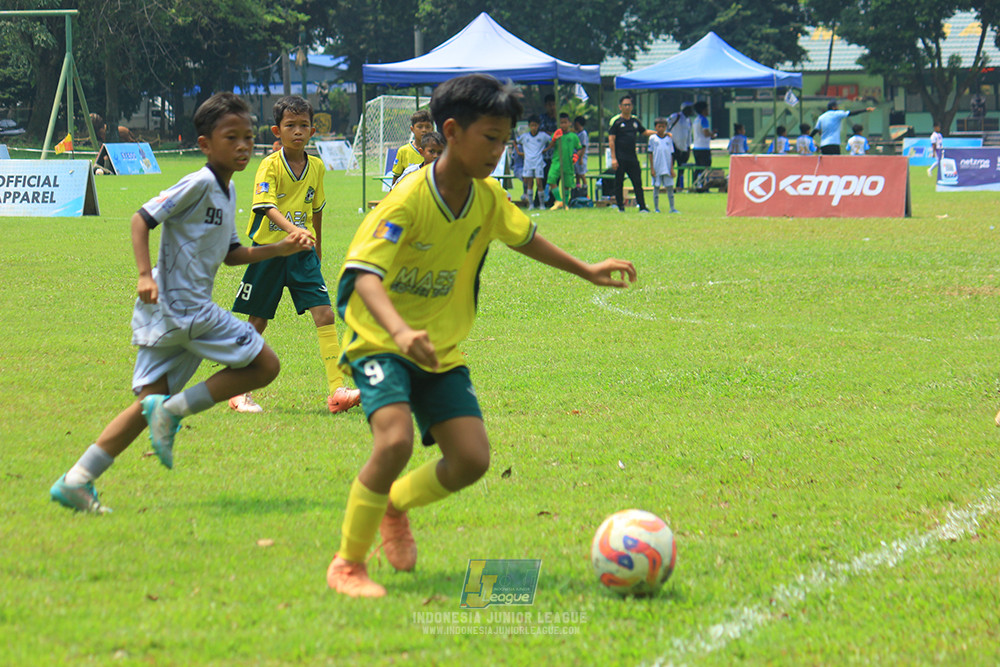 ijl u11 190426 asia football school vs maesa pararaider white