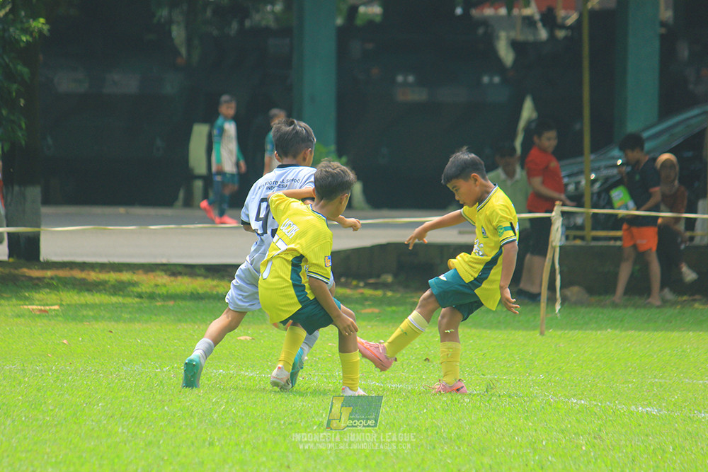 ijl u11 190426 asia football school vs maesa pararaider white