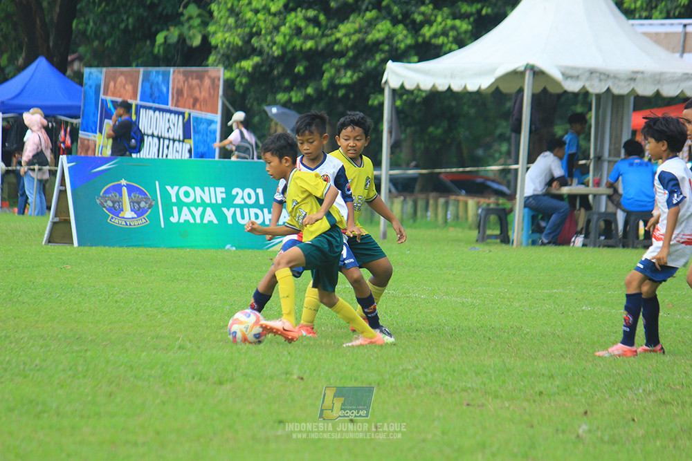 ijl u11 190426 maesa pararaider white vs binna banua fc