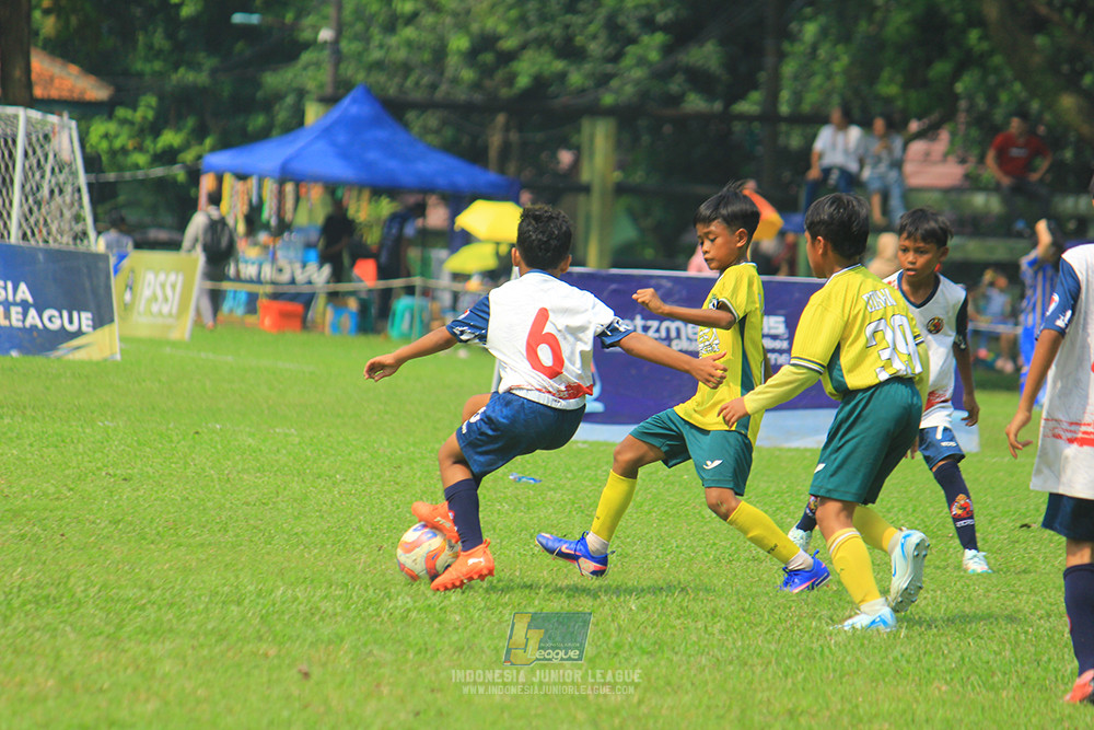 ijl u11 190426 maesa pararaider white vs binna banua fc