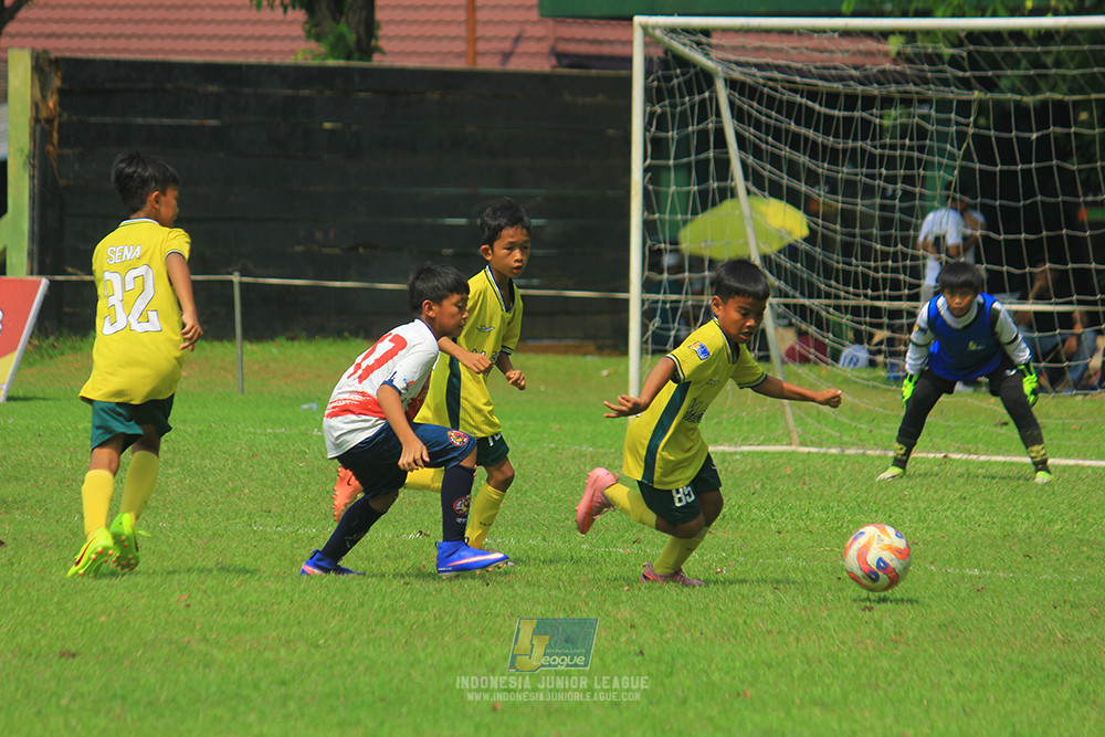 ijl u11 190426 maesa pararaider white vs binna banua fc