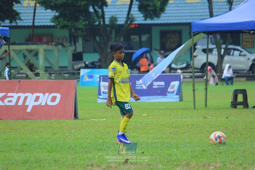 ijl u11 190426 maesa pararaider white vs binna banua fc