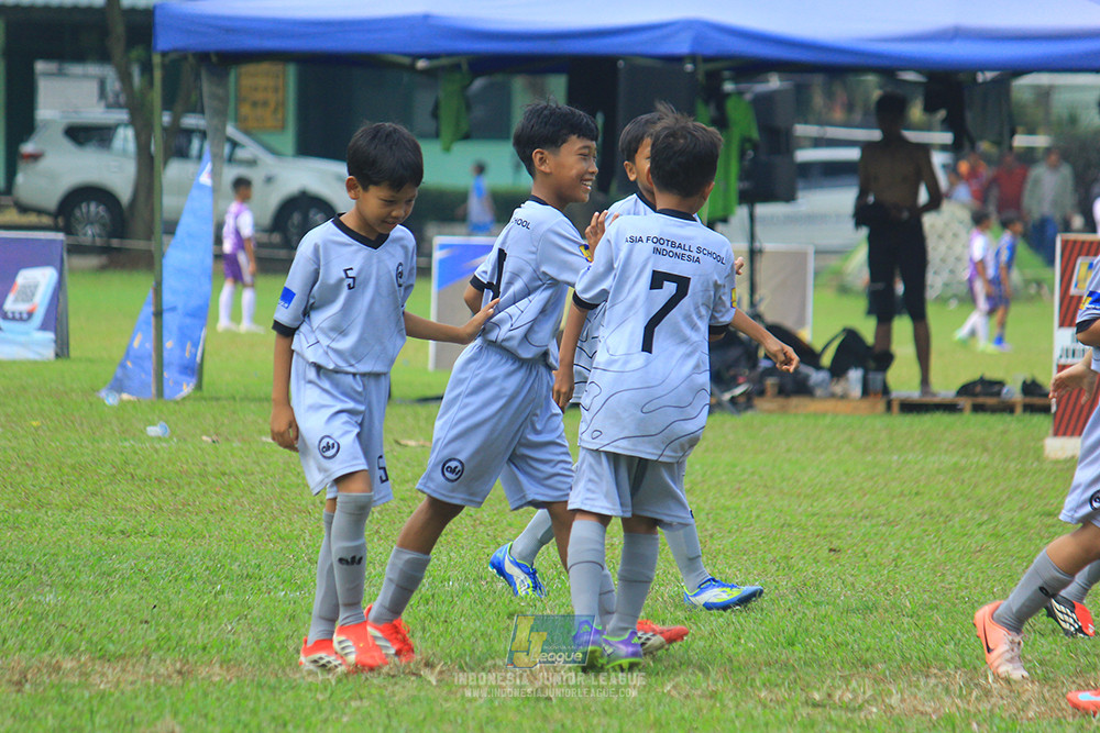 ijl u11 190426 proball football vs asia football school