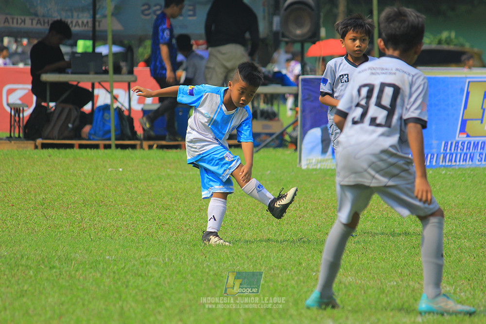 ijl u11 190426 proball football vs asia football school