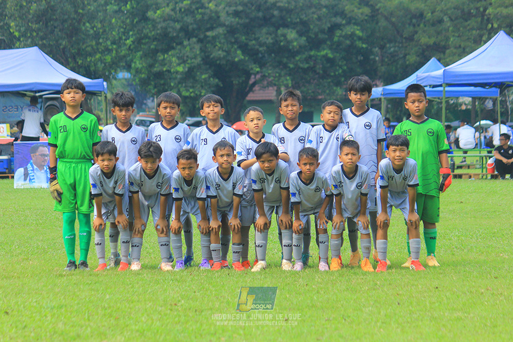 ijl u11 190426 proball football vs asia football school