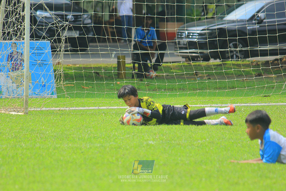 ijl u11 190426 proball football vs asia football school