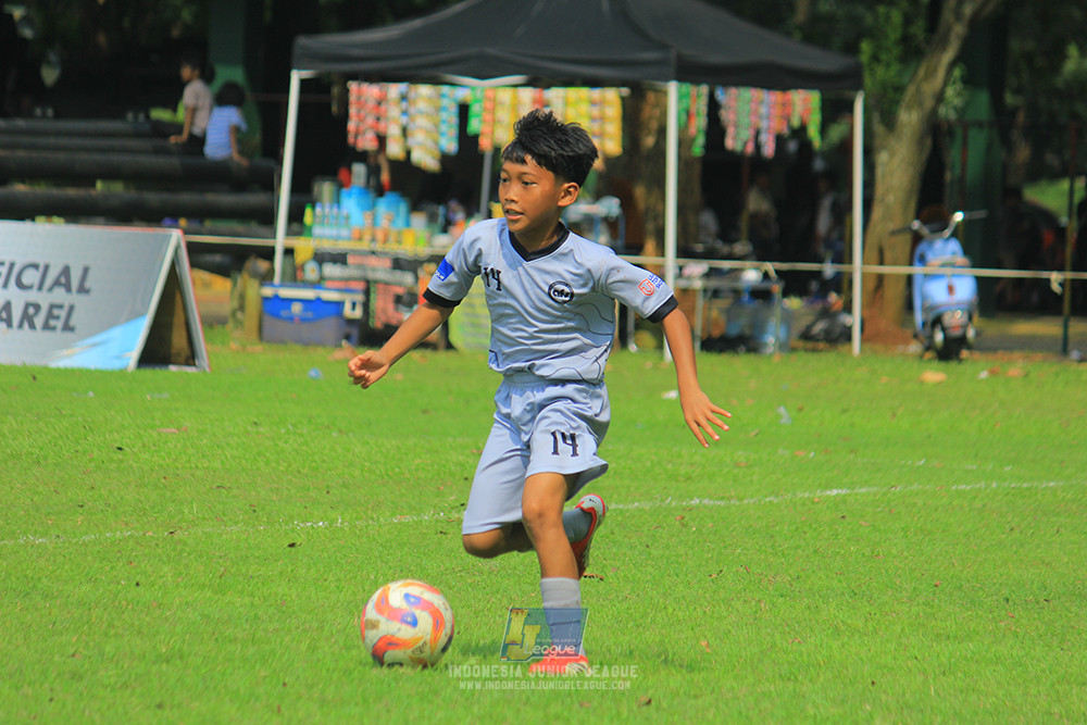 ijl u11 190426 proball football vs asia football school