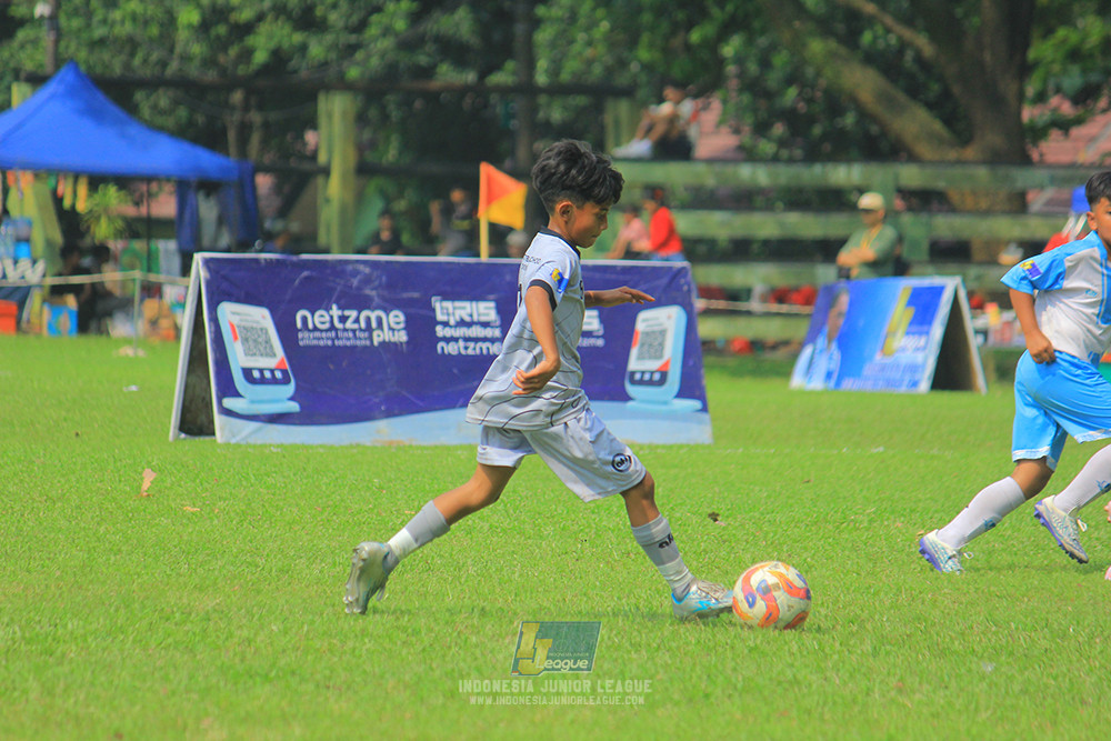 ijl u11 190426 proball football vs asia football school