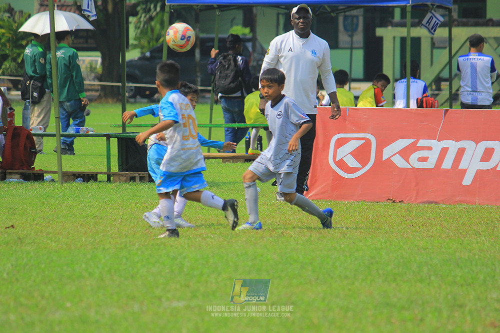 ijl u11 190426 proball football vs asia football school