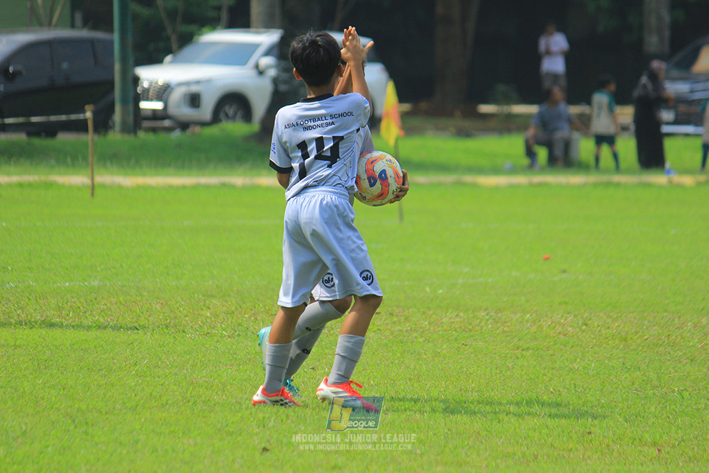 ijl u11 190426 proball football vs asia football school