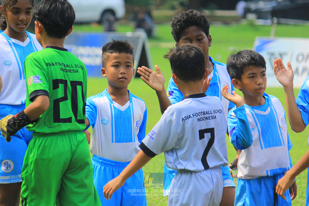 ijl u11 190426 proball football vs asia football school