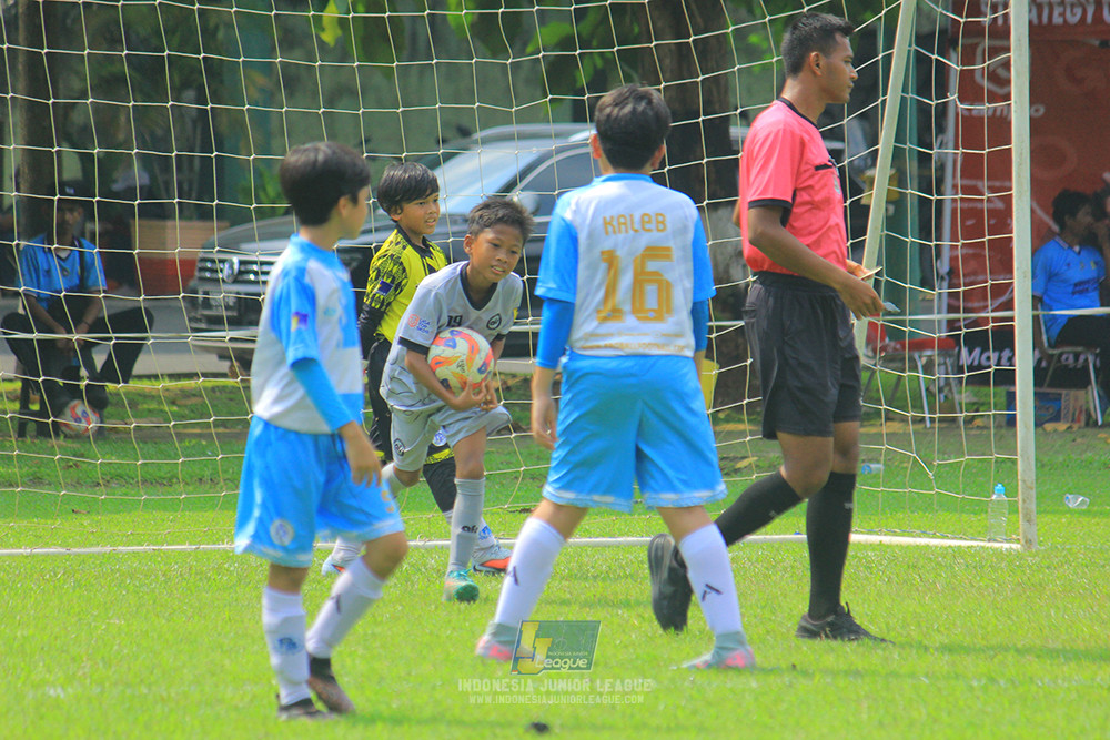 ijl u11 190426 proball football vs asia football school