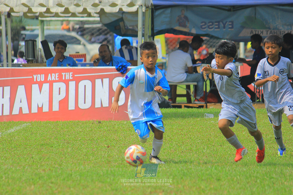 ijl u11 190426 proball football vs asia football school