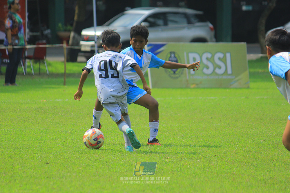 ijl u11 190426 proball football vs asia football school