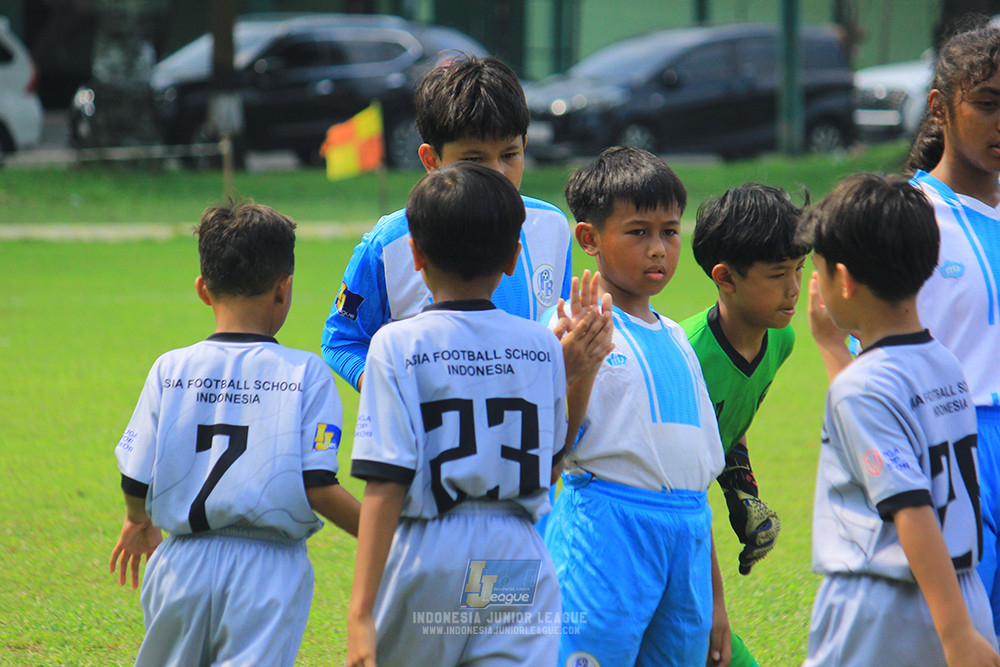 ijl u11 190426 proball football vs asia football school