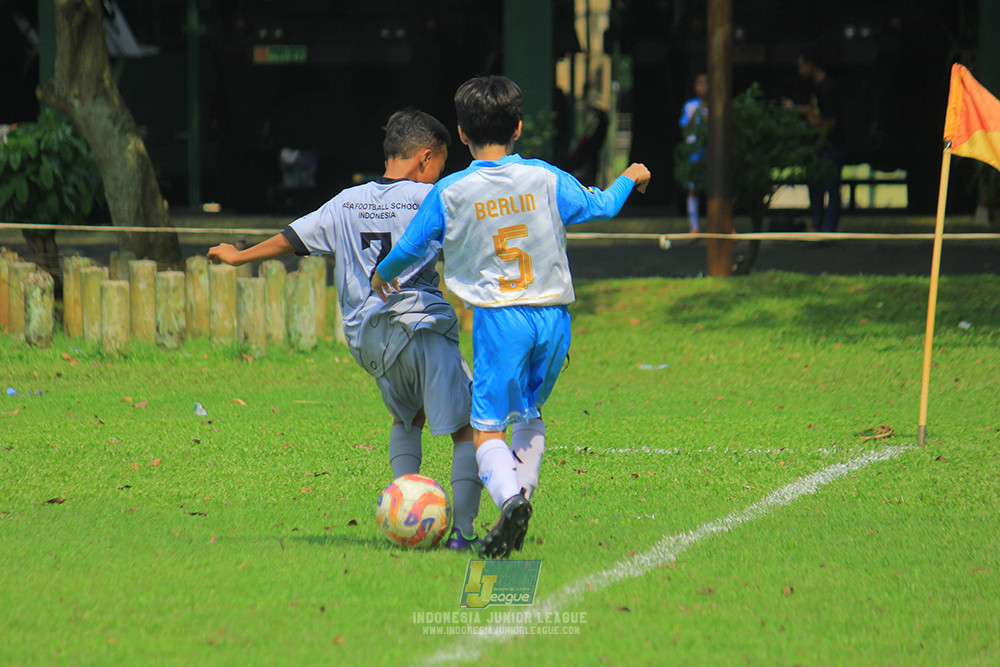 ijl u11 190426 proball football vs asia football school