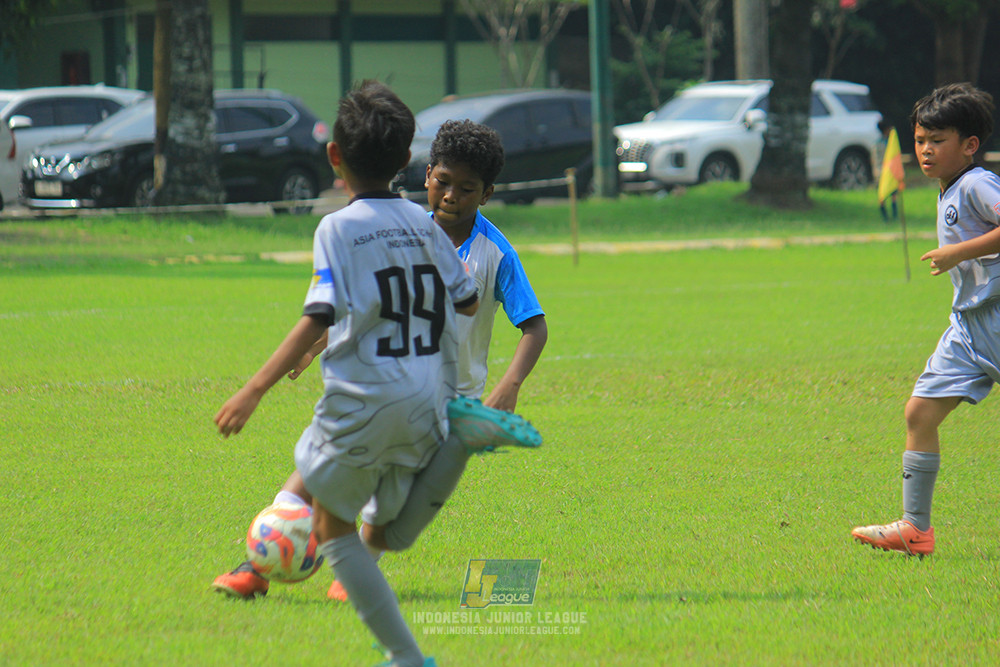 ijl u11 190426 proball football vs asia football school