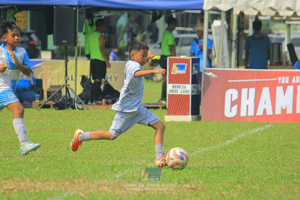 ijl u11 190426 proball football vs asia football school