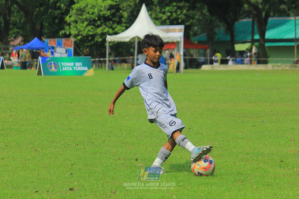 ijl u11 190426 proball football vs asia football school