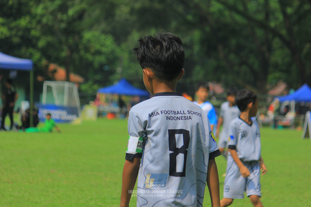 ijl u11 190426 proball football vs asia football school