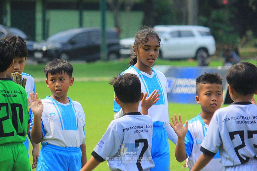 ijl u11 190426 proball football vs asia football school
