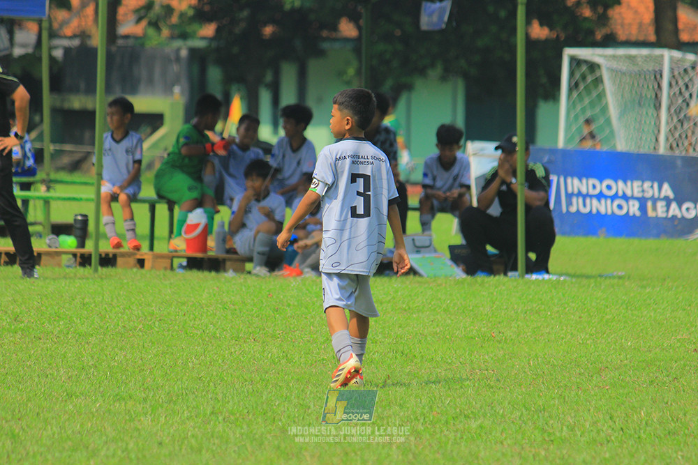 ijl u11 190426 proball football vs asia football school