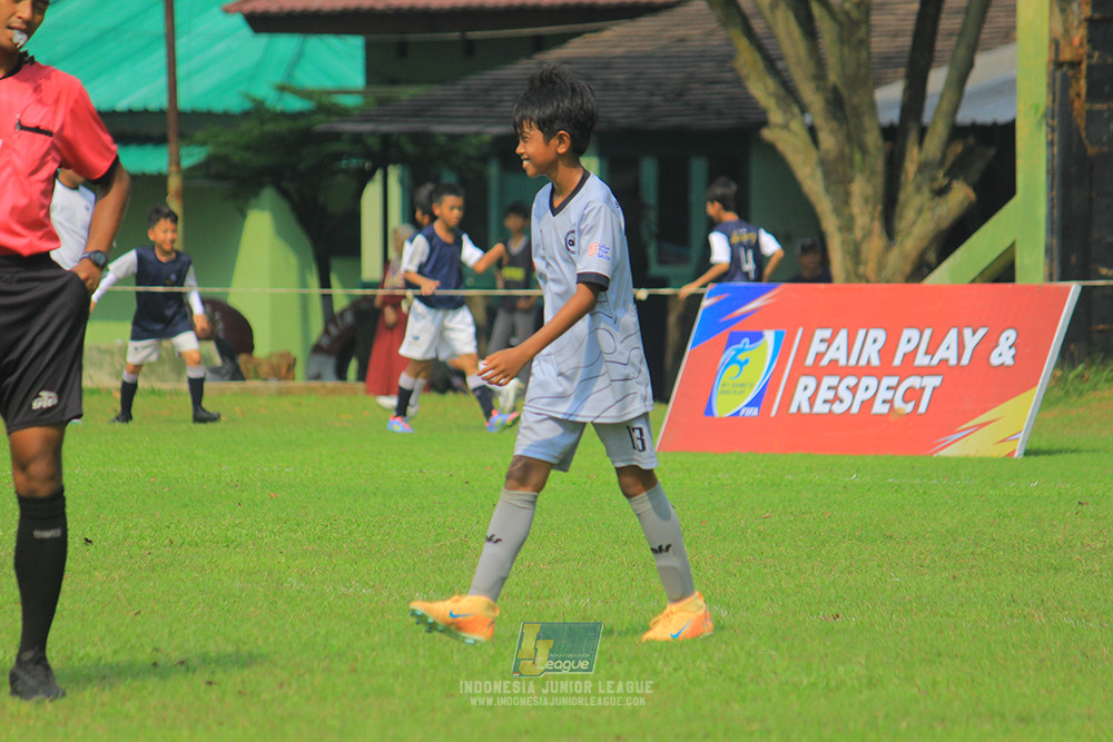 ijl u11 190426 proball football vs asia football school