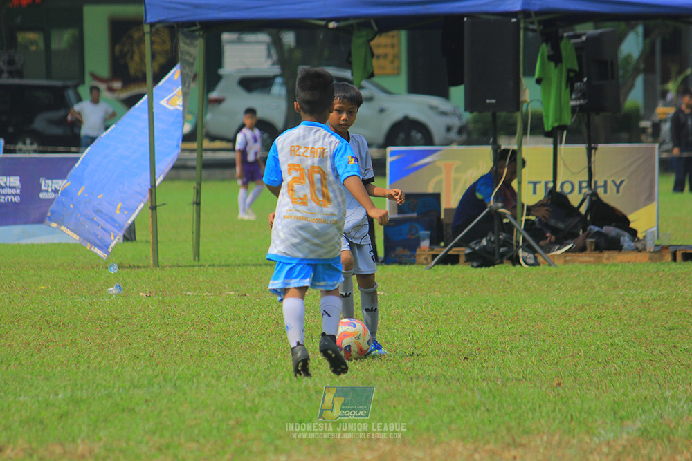 ijl u11 190426 proball football vs asia football school