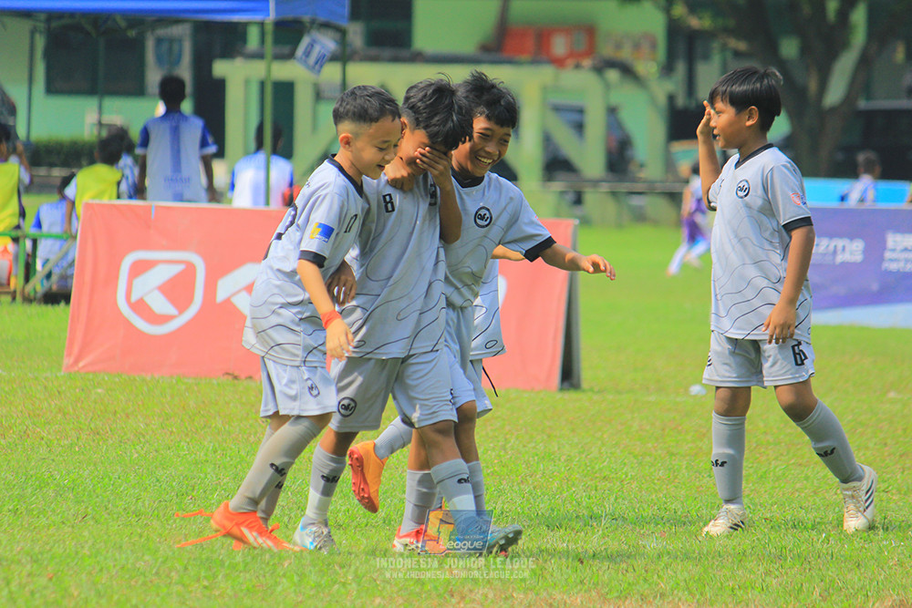 ijl u11 190426 proball football vs asia football school