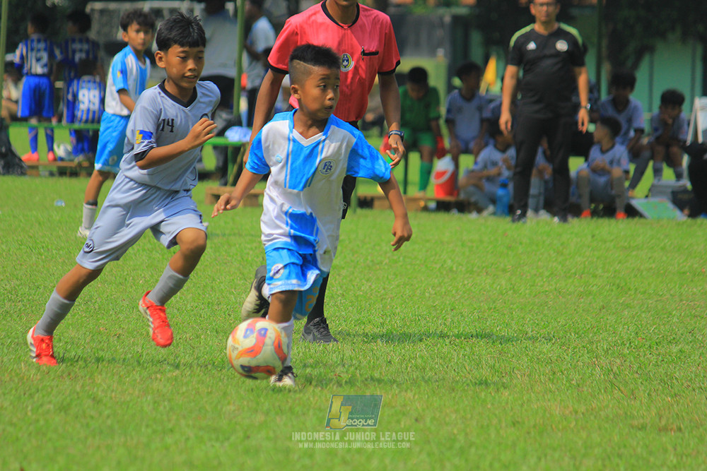ijl u11 190426 proball football vs asia football school