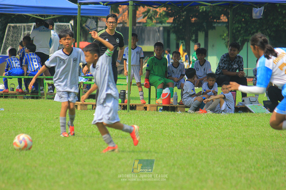 ijl u11 190426 proball football vs asia football school