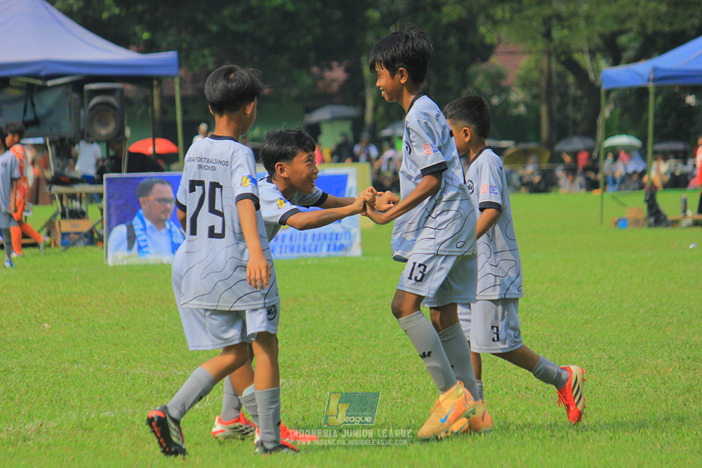 ijl u11 190426 proball football vs asia football school